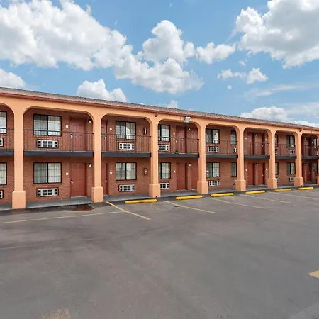 Econo Lodge Nashville North-2