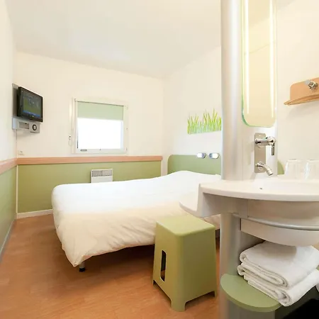 ibis budget Saint-Quentin Centre Gare-3