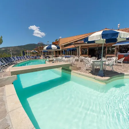 Hotel Marina 2-2