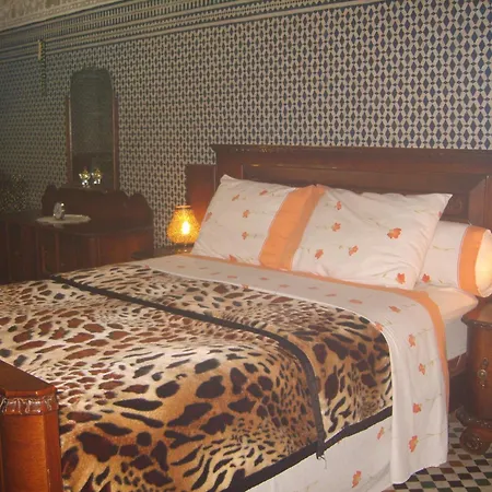Riad Les Chrifis Navette Aeroport 24 Sur 24-3