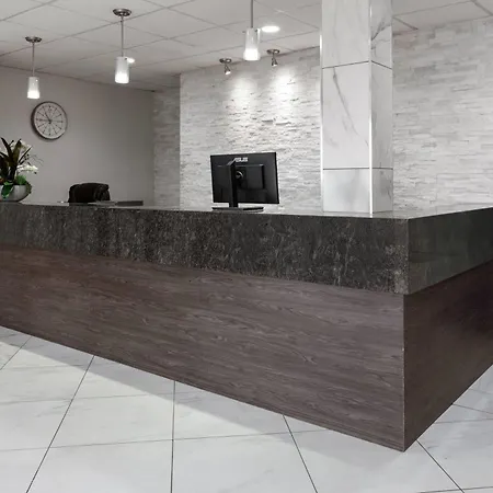 Ramada By Wyndham Arnprior-2