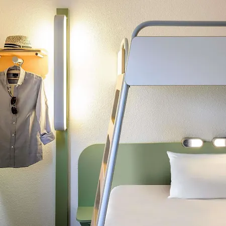 Ibis Budget Montbéliard-3
