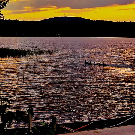 Lake Shore Farm Inn-2