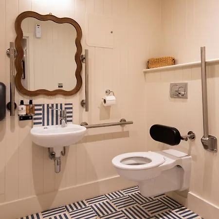 Beach House Hotel-2