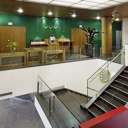 Moevenpick Hotel Zurich Airport-2