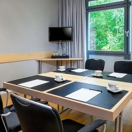 Moevenpick Hotel Muenchen-Airport-2
