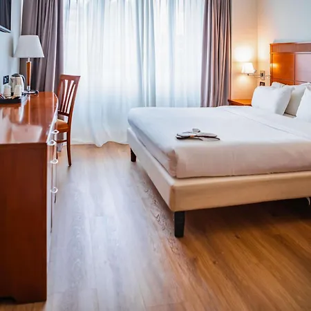 Mercure Leonardo Da Vinci Rome Airport-2