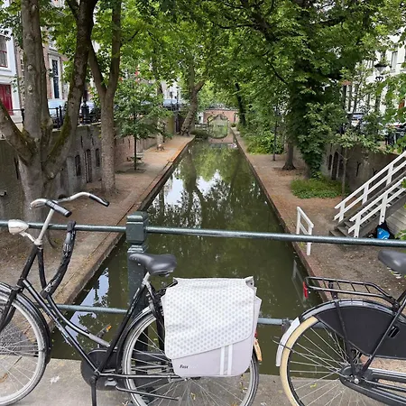 Hotel Oorsprongpark City Centre Utrecht-2