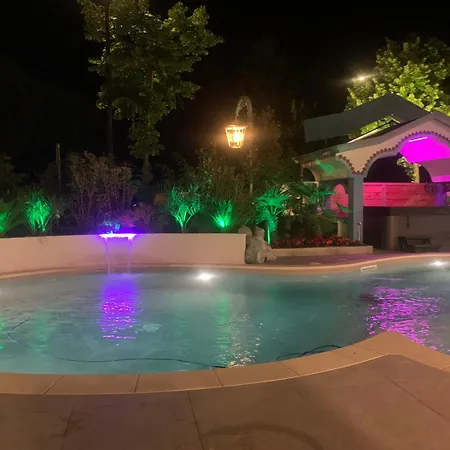 Hotel Maxim-3