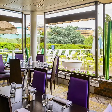 Novotel Paris Créteil Le Lac-3