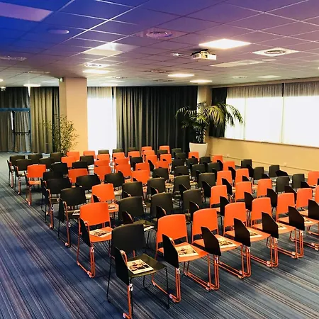 Ibis Styles Toulon Centre Port-3
