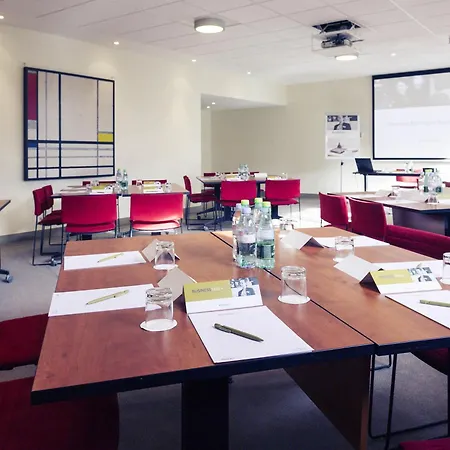 Mercure Maurepas Saint Quentin-3