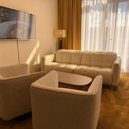 Hotel International-3