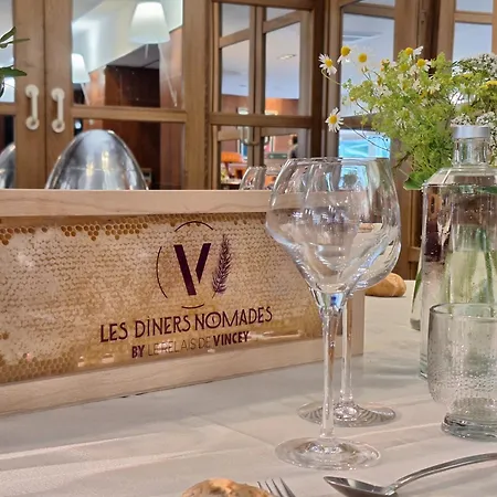 Boutique Hôtel Relais de Vincey-2