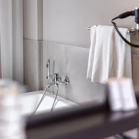 H2C Hotel Milanofiori-3