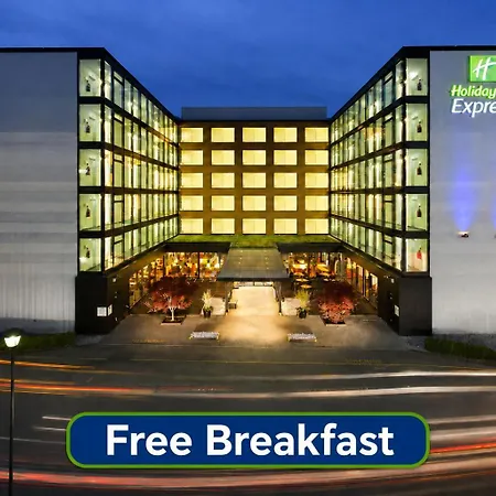 Holiday Inn Express Zürich Airport, an IHG Hotel-3