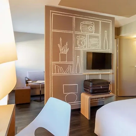 Hotel Ibis Lisboa Liberdade-3