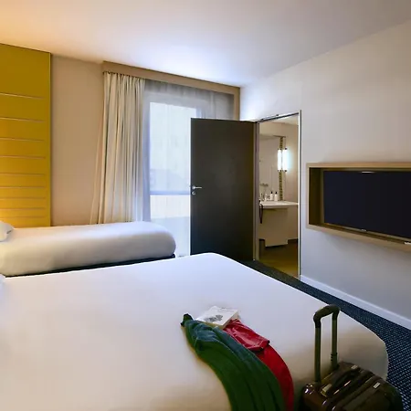 ibis Styles Nantes Reze Aéroport-3