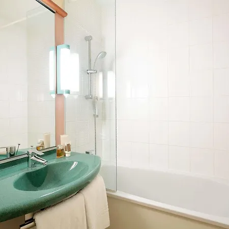 Hotel Ibis Narbonne-2