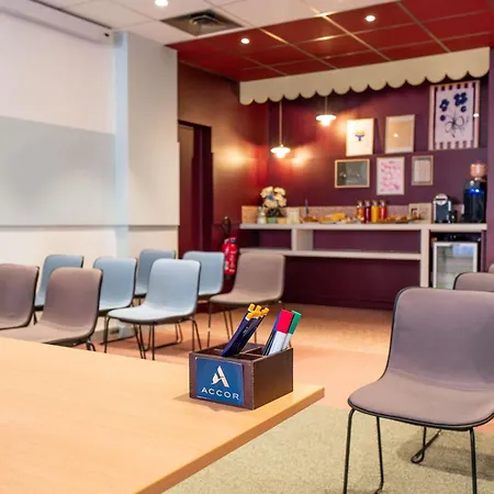 Ibis Lille Centre Gares-2