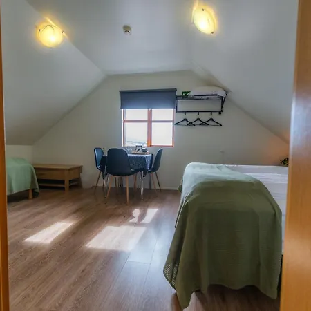 Malarhorn Accommodations-3