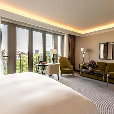 Sofitel Frankfurt Opera-3
