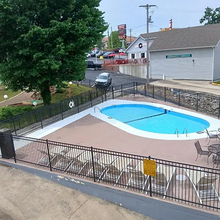 The Boardwalk Inn-2