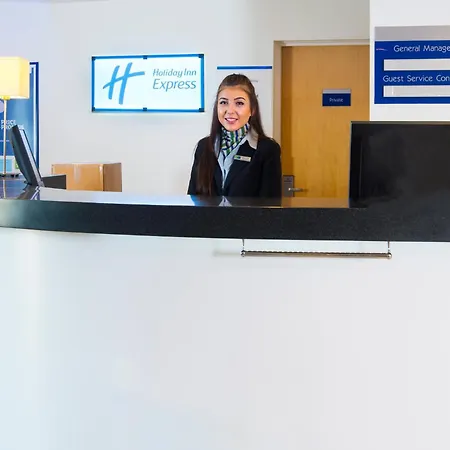 Holiday Inn Express Cambridge By Ihg-3