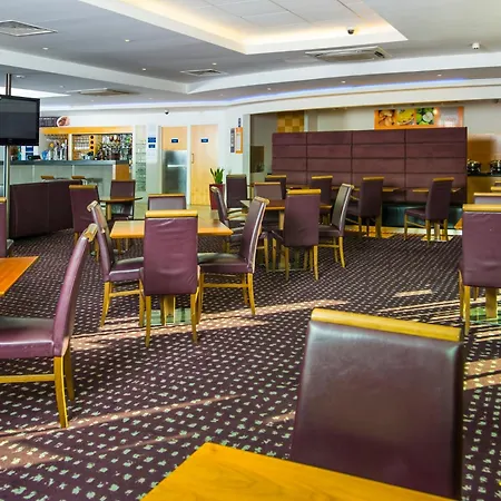 Holiday Inn Express Cambridge By Ihg-2