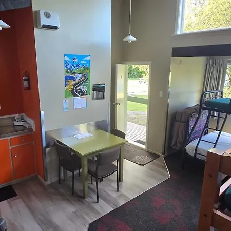 Alpine Holiday Apartments & Campground-3