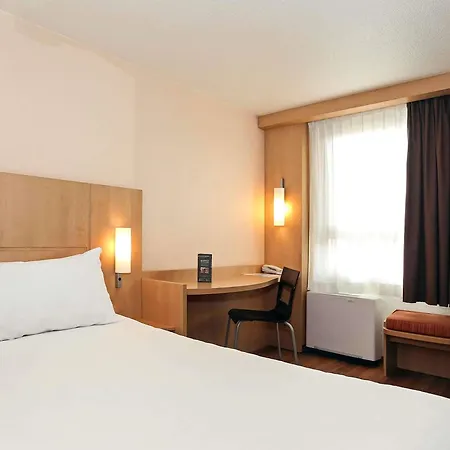 ibis Montpellier Centre Polygone-3