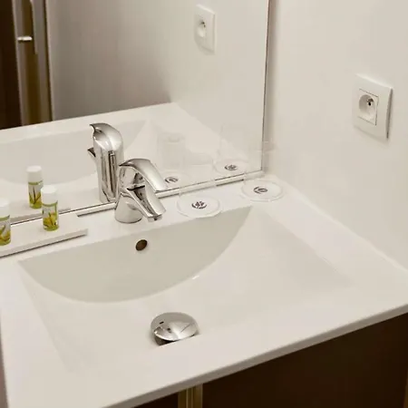 Aparthotel Adagio Access Massy Palaiseau-3