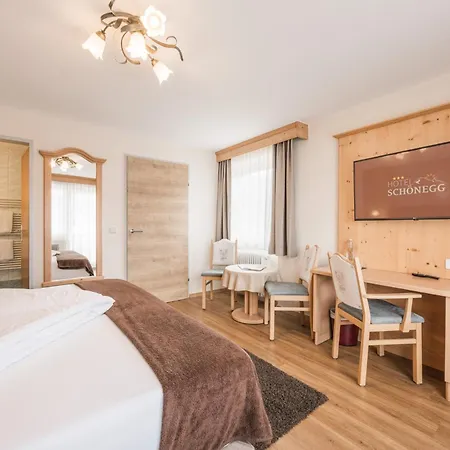Hotel Schoenegg-2