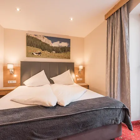 Hotel Schoenegg-3