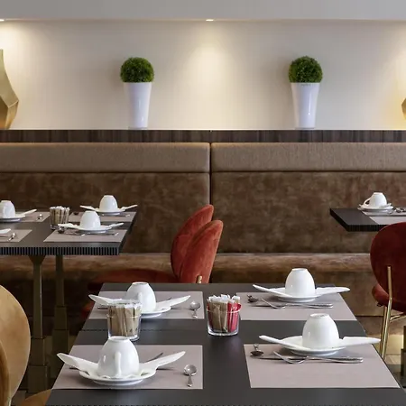 Mercure Versailles Paris Ouest-2