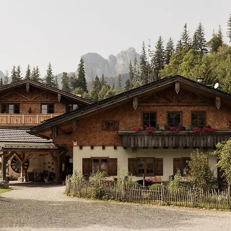 Berghotel Schlossanger Alp-3