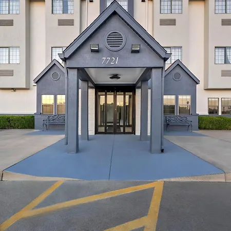 Days Inn By Wyndham Near Kansas Speedway-2
