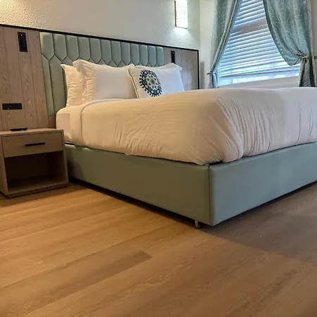Athens Hotel & Suites-2