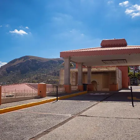 Hotel Paseo de la Presa-2