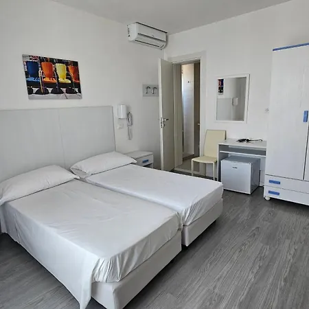 Hotel Linda-3
