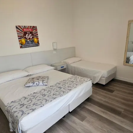 Hotel Linda-2