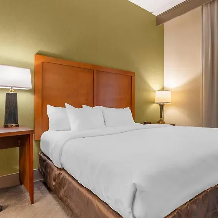 Comfort Inn & Suites Lavale - Cumberland-2