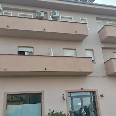 Life Hotel-3