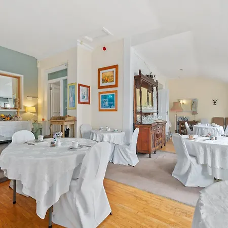 Robin Hill Heritage Guest House-2