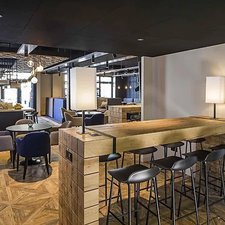 ibis Styles Laval Centre Gare-3