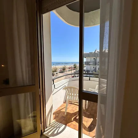 Hotel Splendid Suisse-3