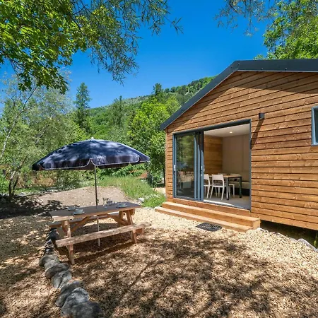 Hôtel et Camping O2 Orcières Outdoor Area-2