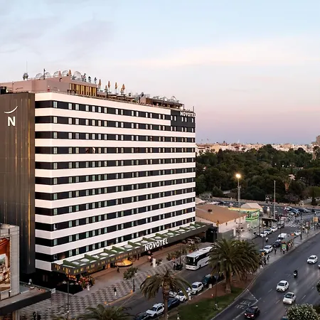 Novotel Valencia Lavant-2