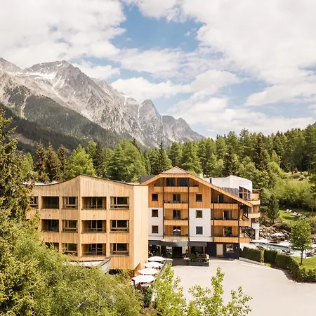 Falkensteiner Hotel Antholz L Adults Only-3
