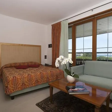 Hotel Centrale-3